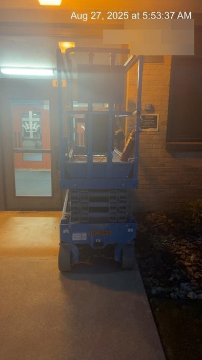 2020 Genie GS-1930 Solid Non Marking Tires, Beacon, Folding rails with half height swing gate, 800W Inverter