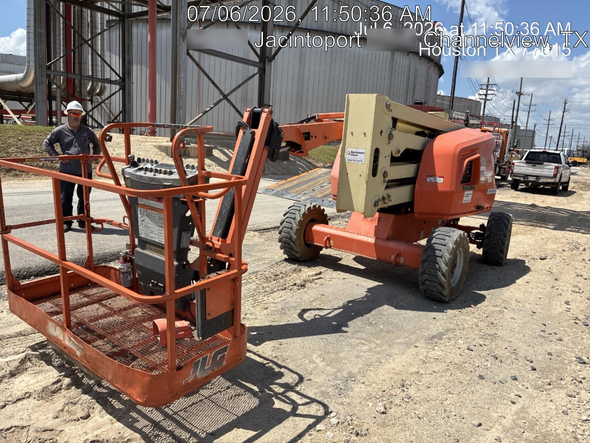 2019 JLG 450AJ