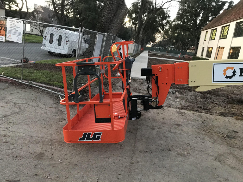 2019 JLG 600S 4WD