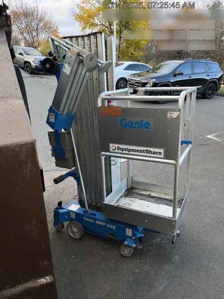 2019 GENIE AWP-30S