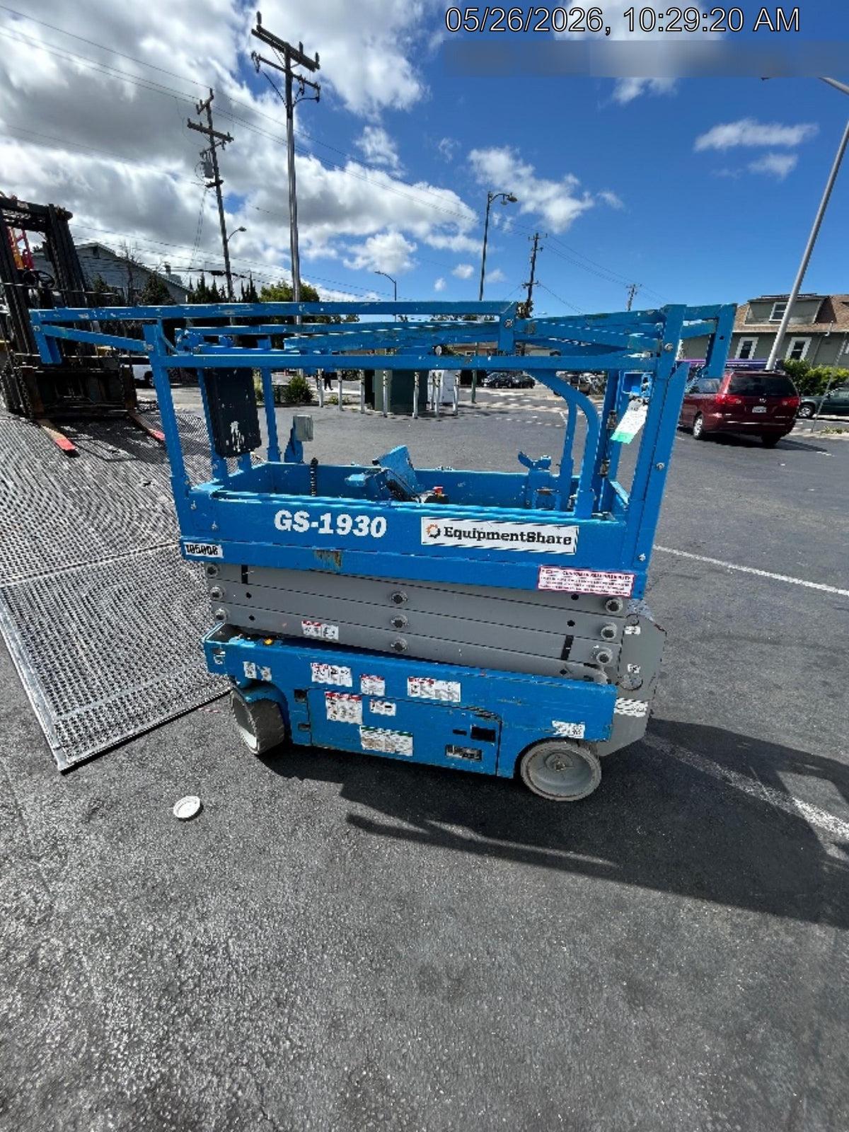 2020 Genie GS-1930 Solid Non Marking Tires, Beacon, Folding rails with half height swing gate, 800W Inverter