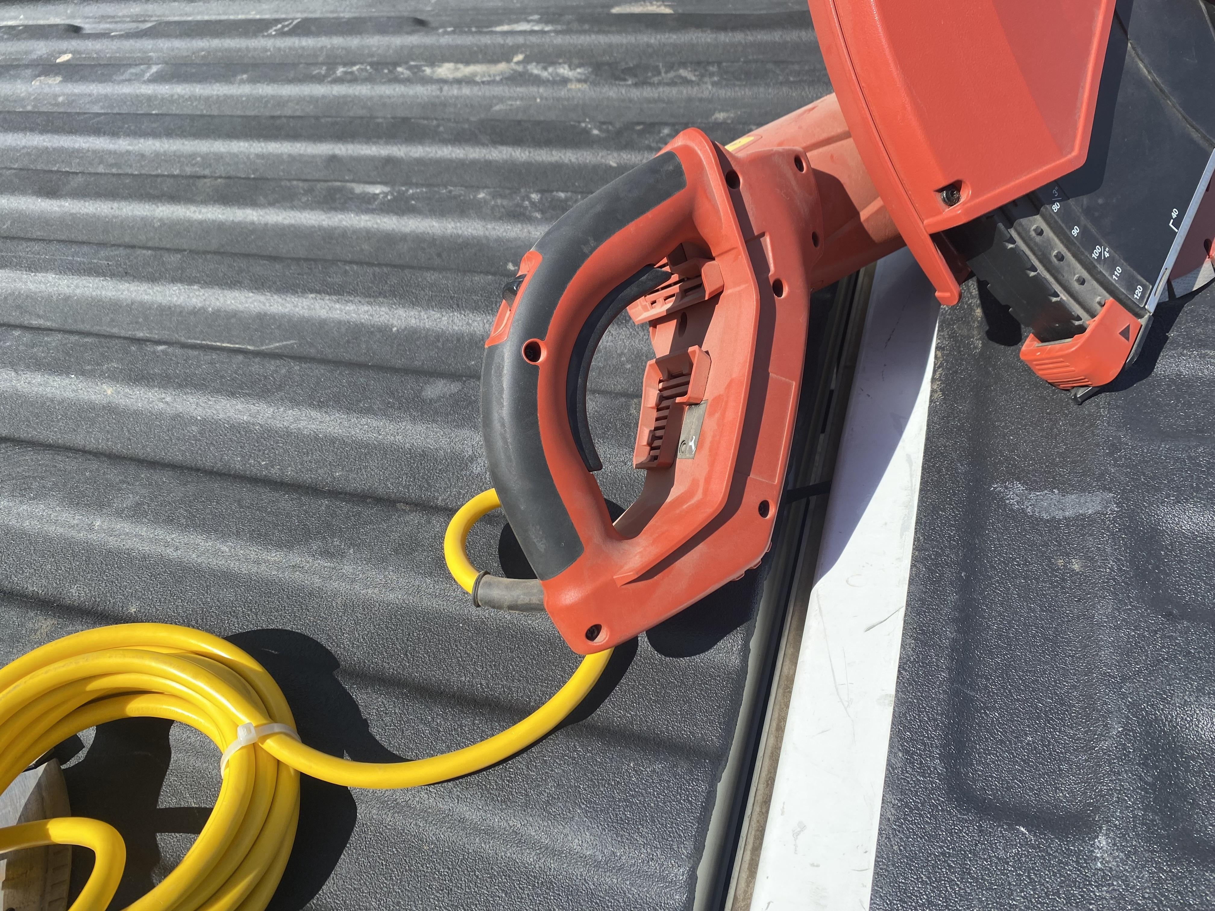 2020 HILTI DCH 300-X