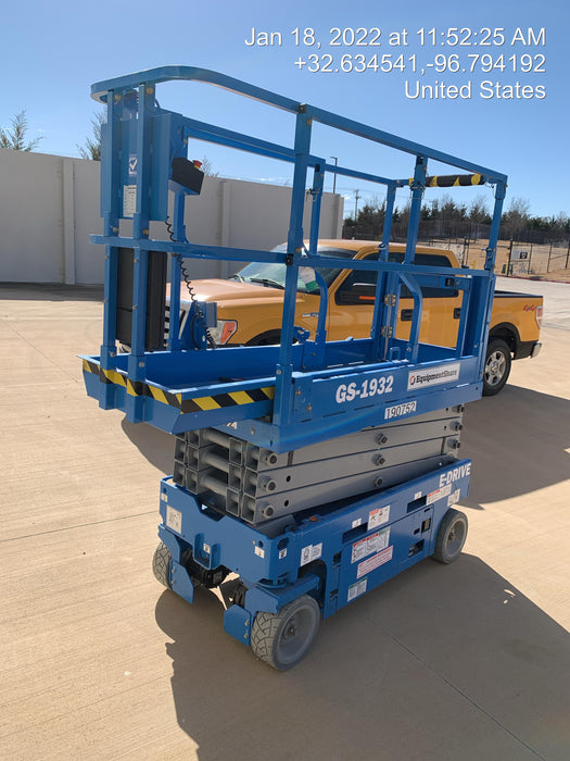 2021 GENIE GS-1932