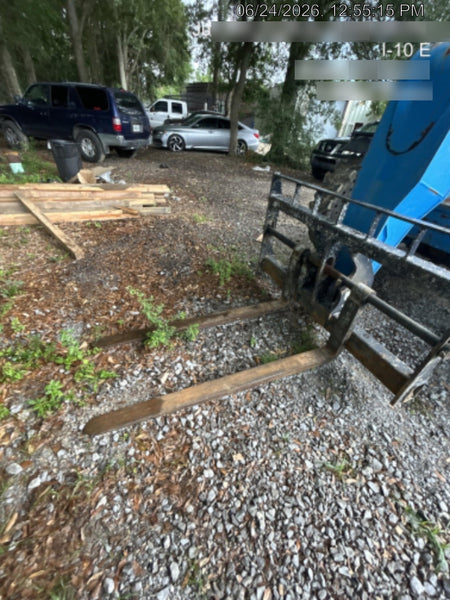 2017 Genie GTH-844 Genie GTH-844, Solid Tires, 60" carriage/forks, Full Cab, Work Lights