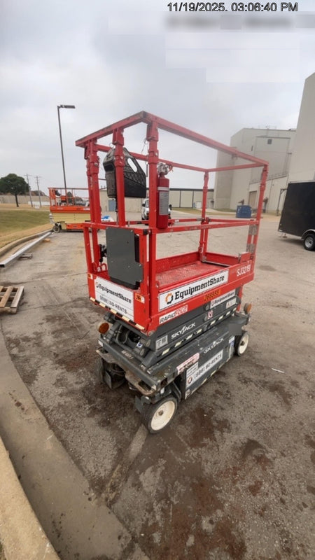 2023 SKYJACK SJ3219