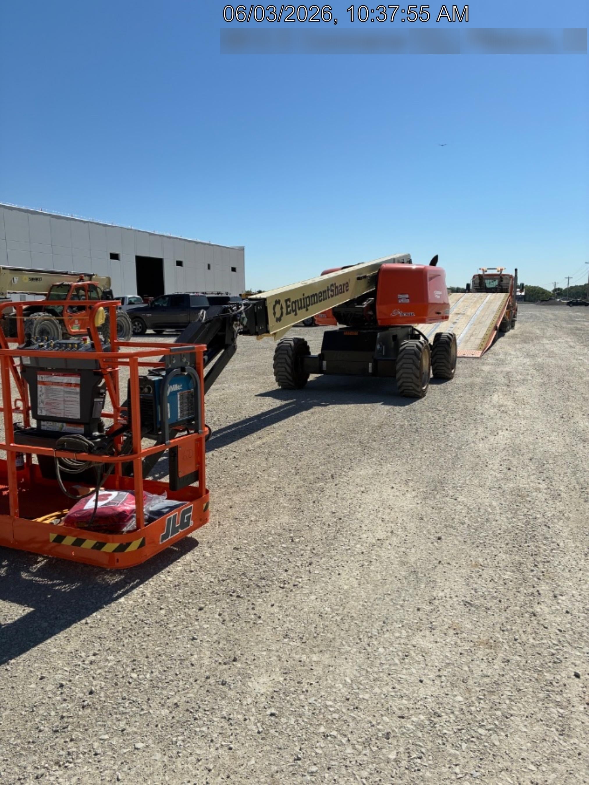 2025 JLG 660SJ