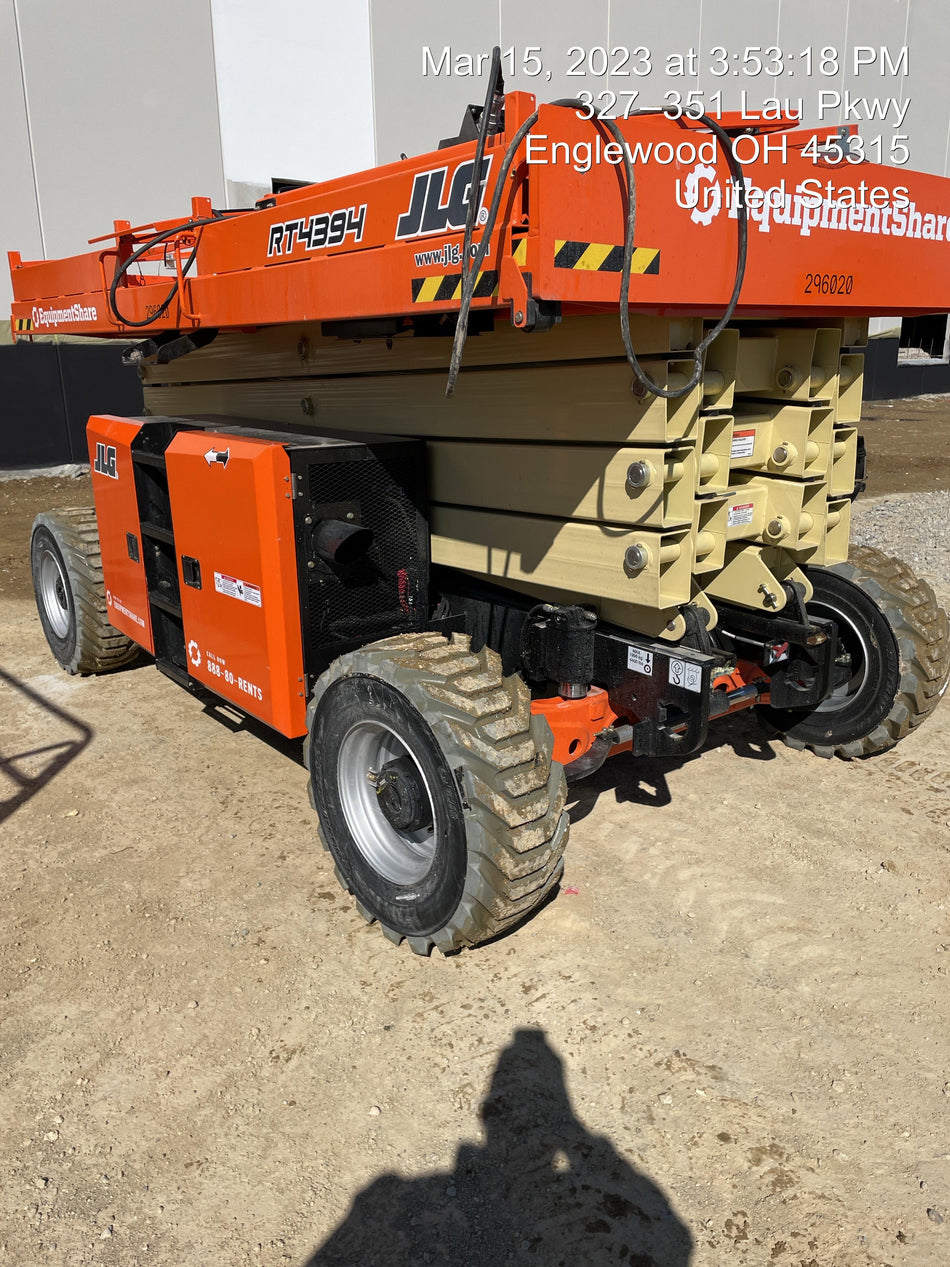 2023 JLG RT4394