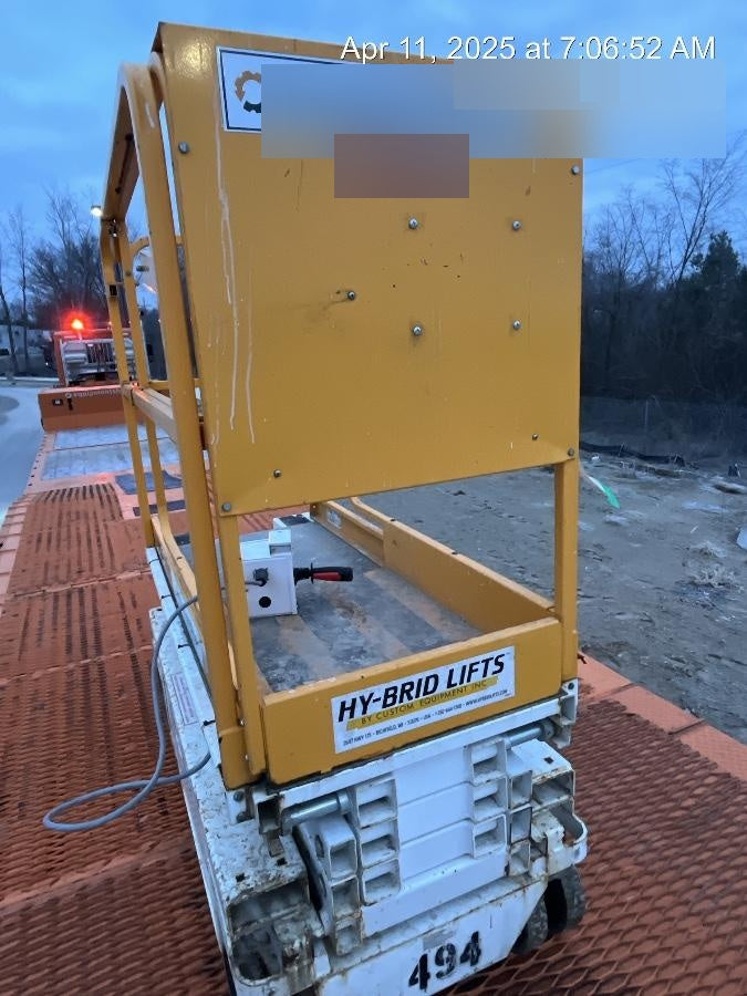 Custom Equipment HB-1430 <ul>
 <li>Hy-Brid Scissor Lift</li>
  <li>Platform capacity up to 670 lbs.</li>
  <li>Working height up to 20 ft</li>
  <li>Weighs under 1,700 lbs.</li>
  <li>Non-marking wheels </li>
</ul>