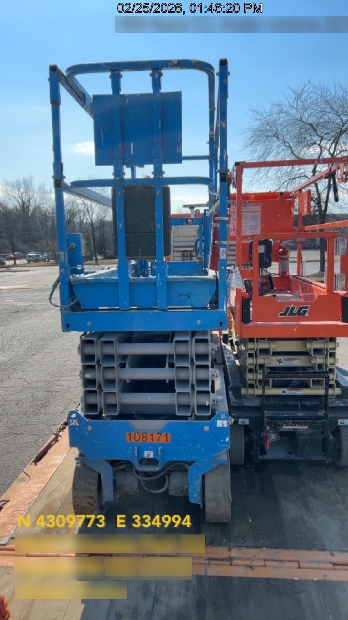 2020 Genie GS-2632 Solid NM Tires, Folding Rails with Half-Height Swing Gate, Beacon