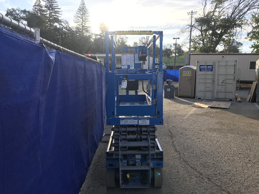 2020 Genie GS-1930 Solid Non Marking Tires, Beacon, Folding rails with half height swing gate, 800W Inverter