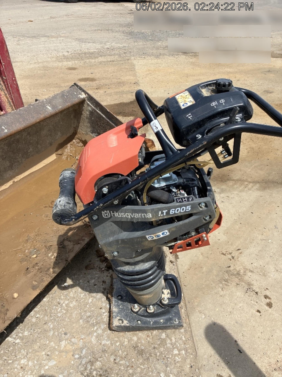 2024 HUSQVARNA LT6005