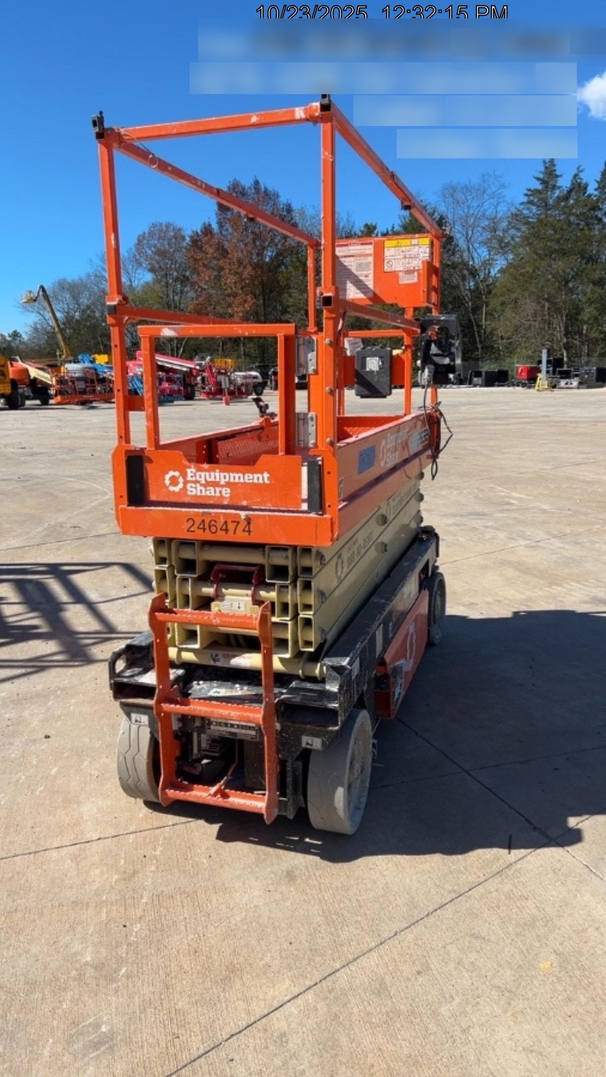 2022 JLG ES2632