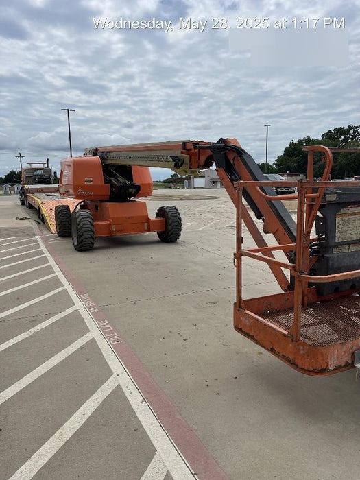 2018 JLG 660SJ