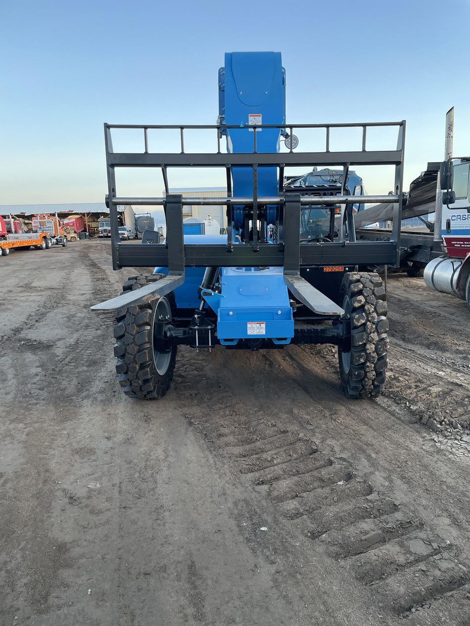 2022 GENIE GTH-844