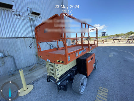 2021 JLG ERT4069