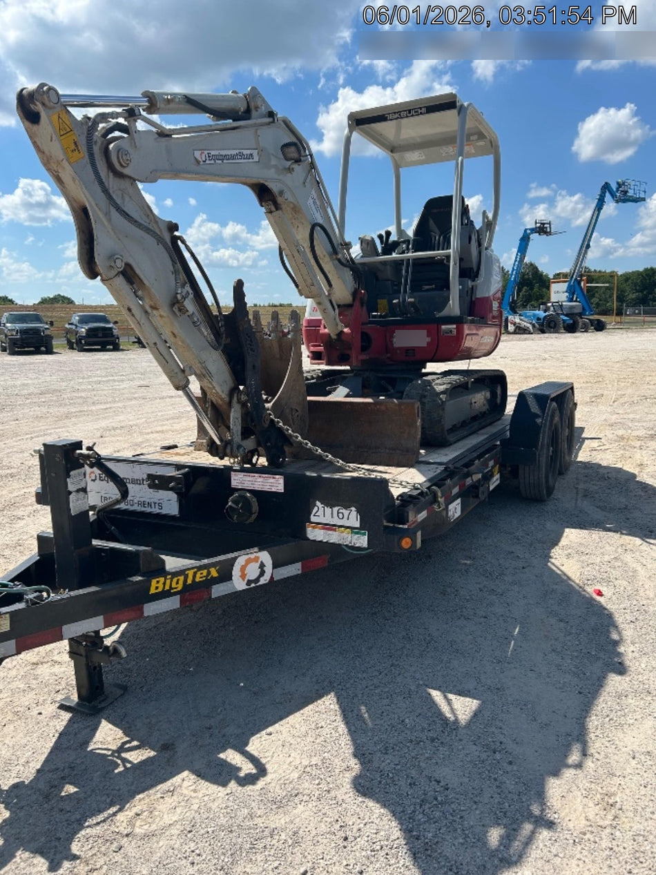 2022 TAKEUCHI TB235-2R