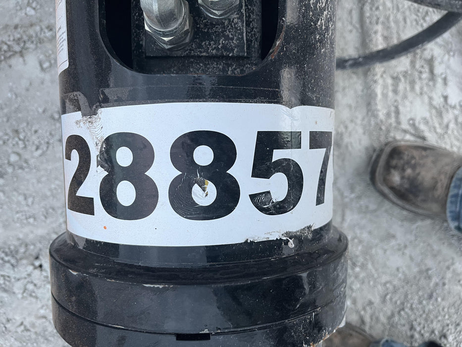 2023 AUGER TORQUE 3300-30