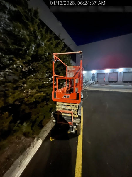 2022 JLG ES1932