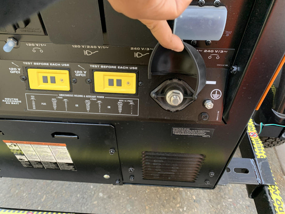 2022 Lincoln Electric LE400 Kubota V1505, Trlr, Cable Rack, Light Kit, ES Decals, T3