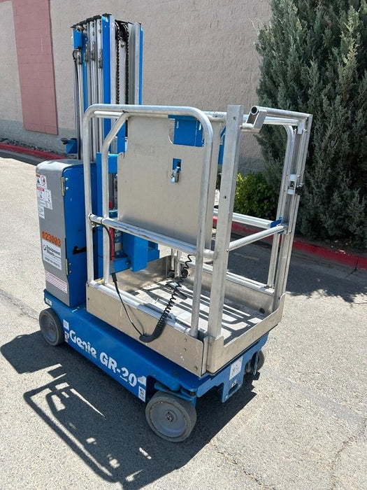 2020 GENIE GR-20