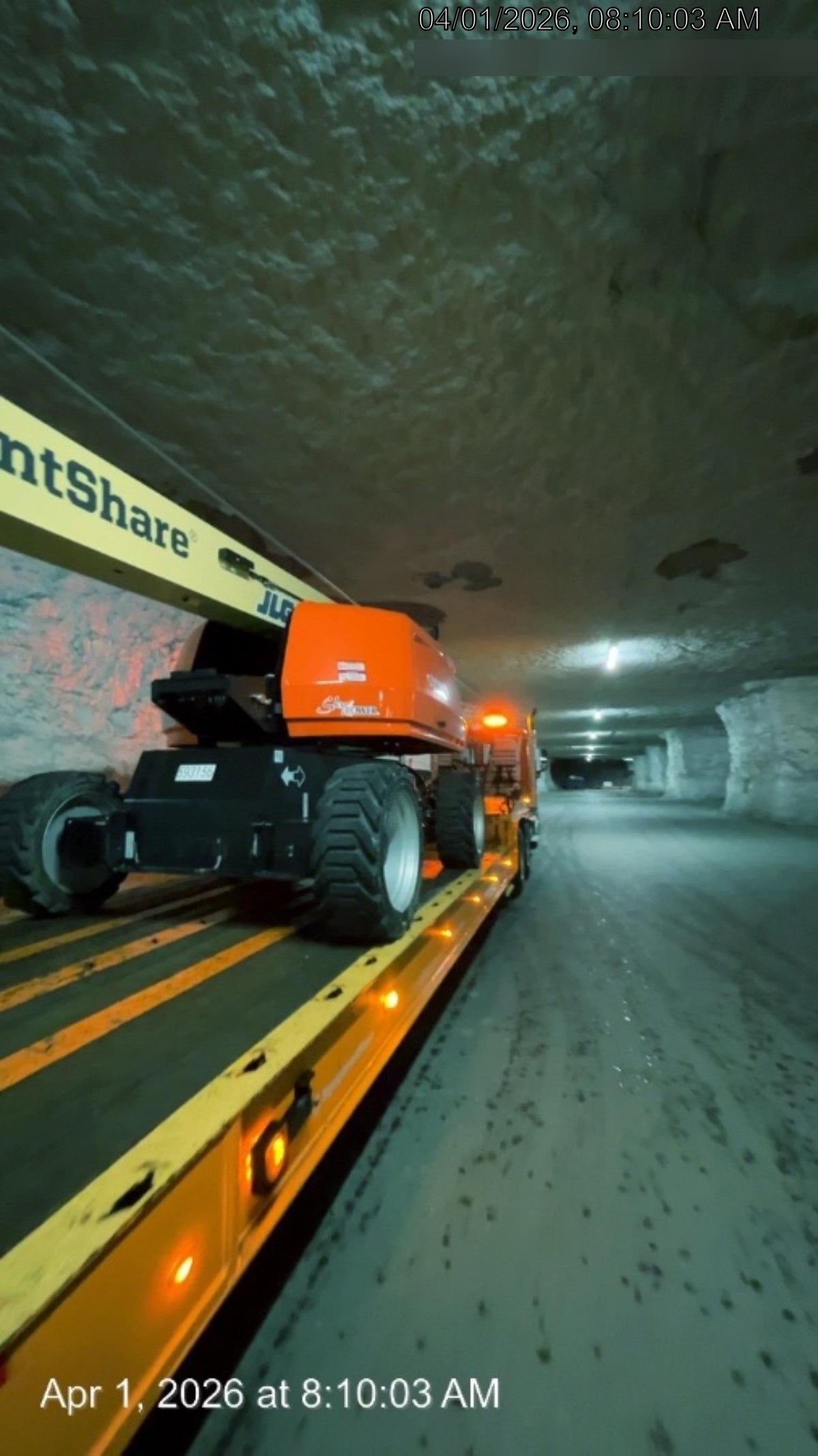 2025 JLG 660SJ