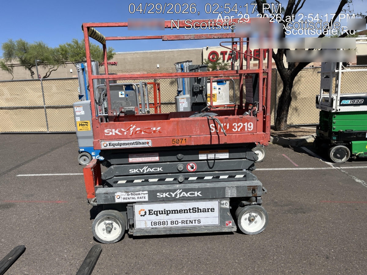 2017 SKYJACK SJIII-3219