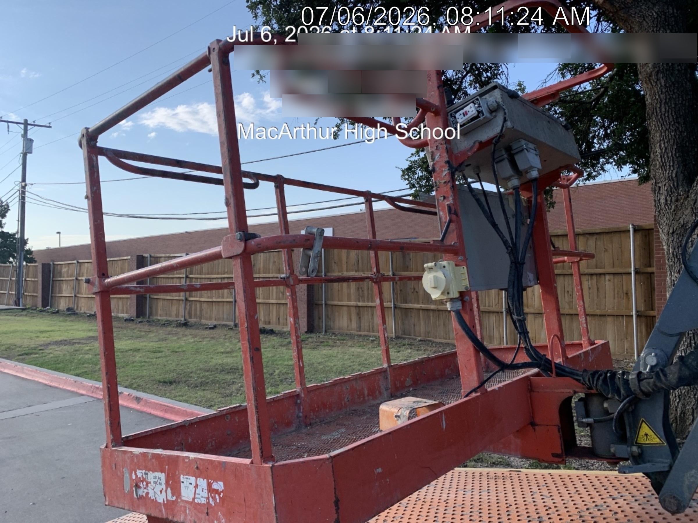 2017 SKYJACK SJ66T