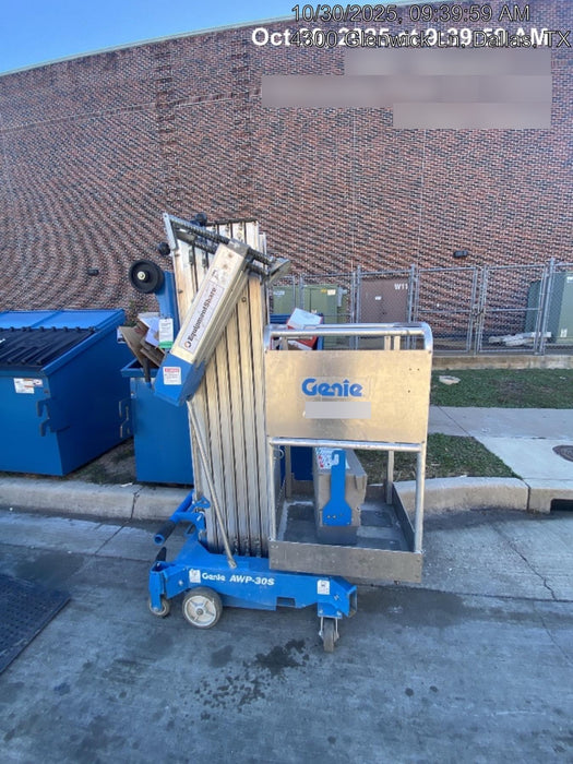 2019 GENIE AWP-30S