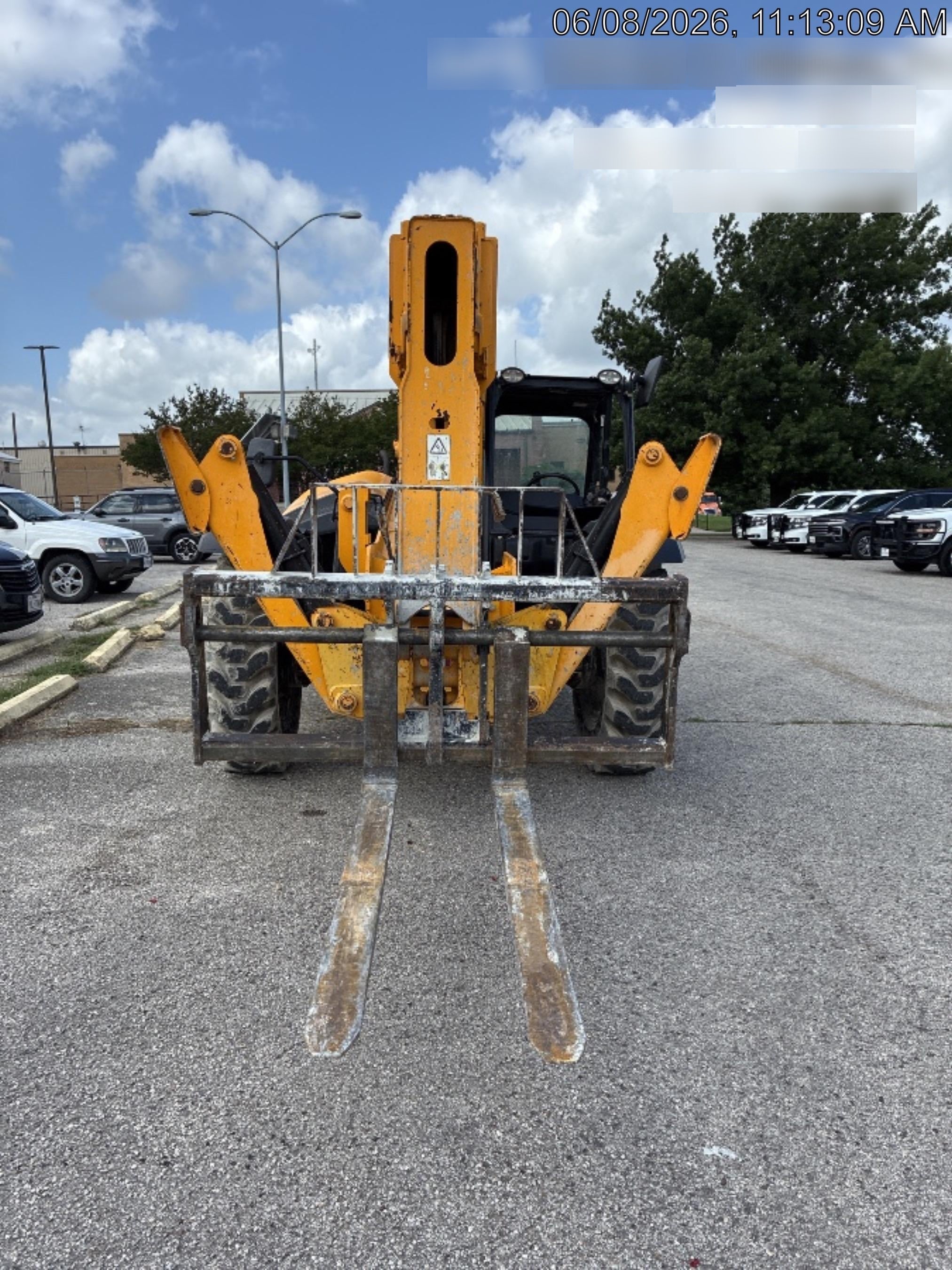 2019 JCB 510-56 Open ROPS, 74 HP, Solid Tires, Worklights, Beacon, Aux Hydraulics, Lifting Eye 66" Carriage/60" Forks