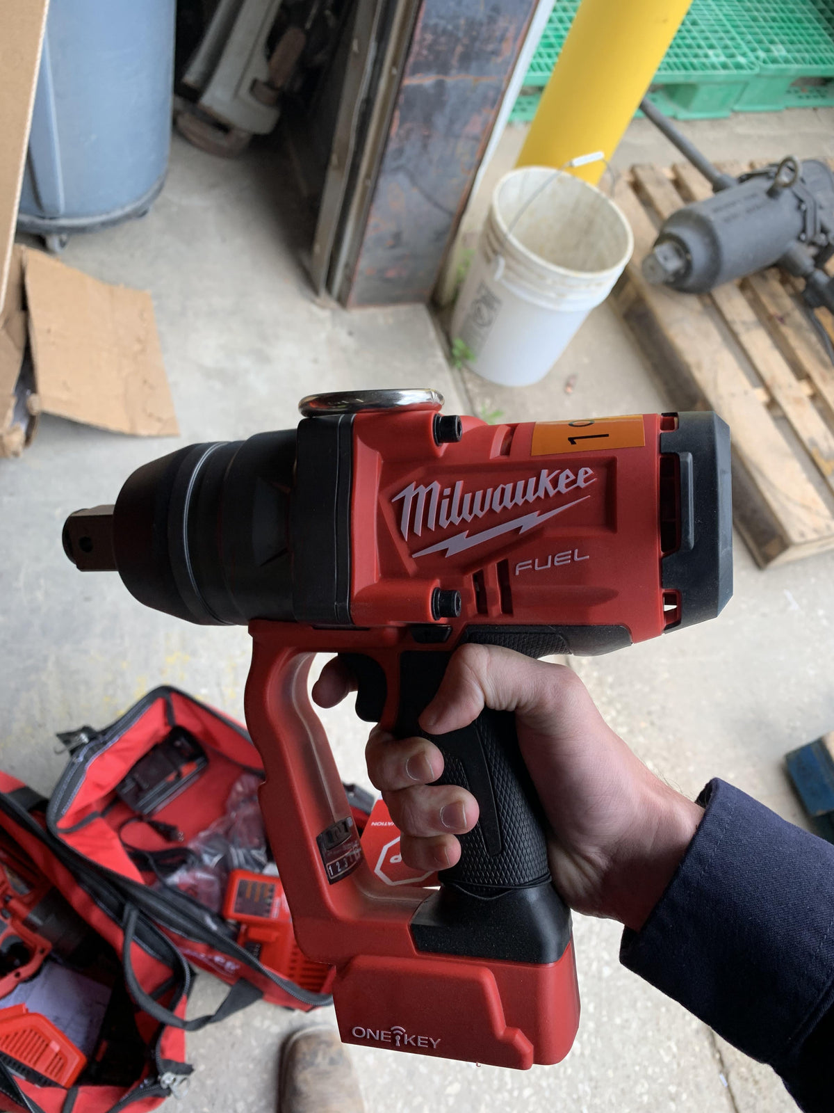 2021 MILWAUKEE 2867-22