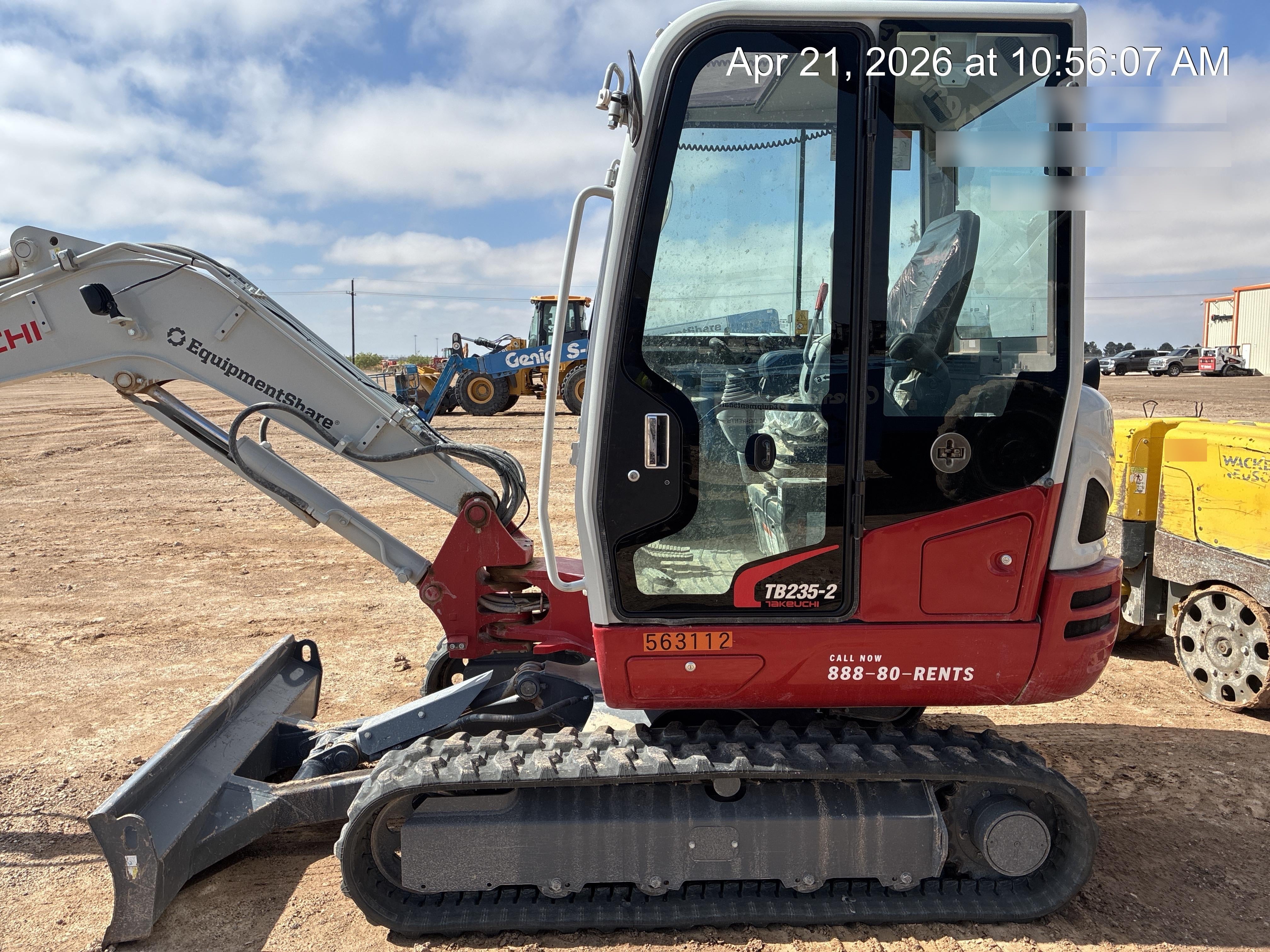 2025 TAKEUCHI TB235-2CR