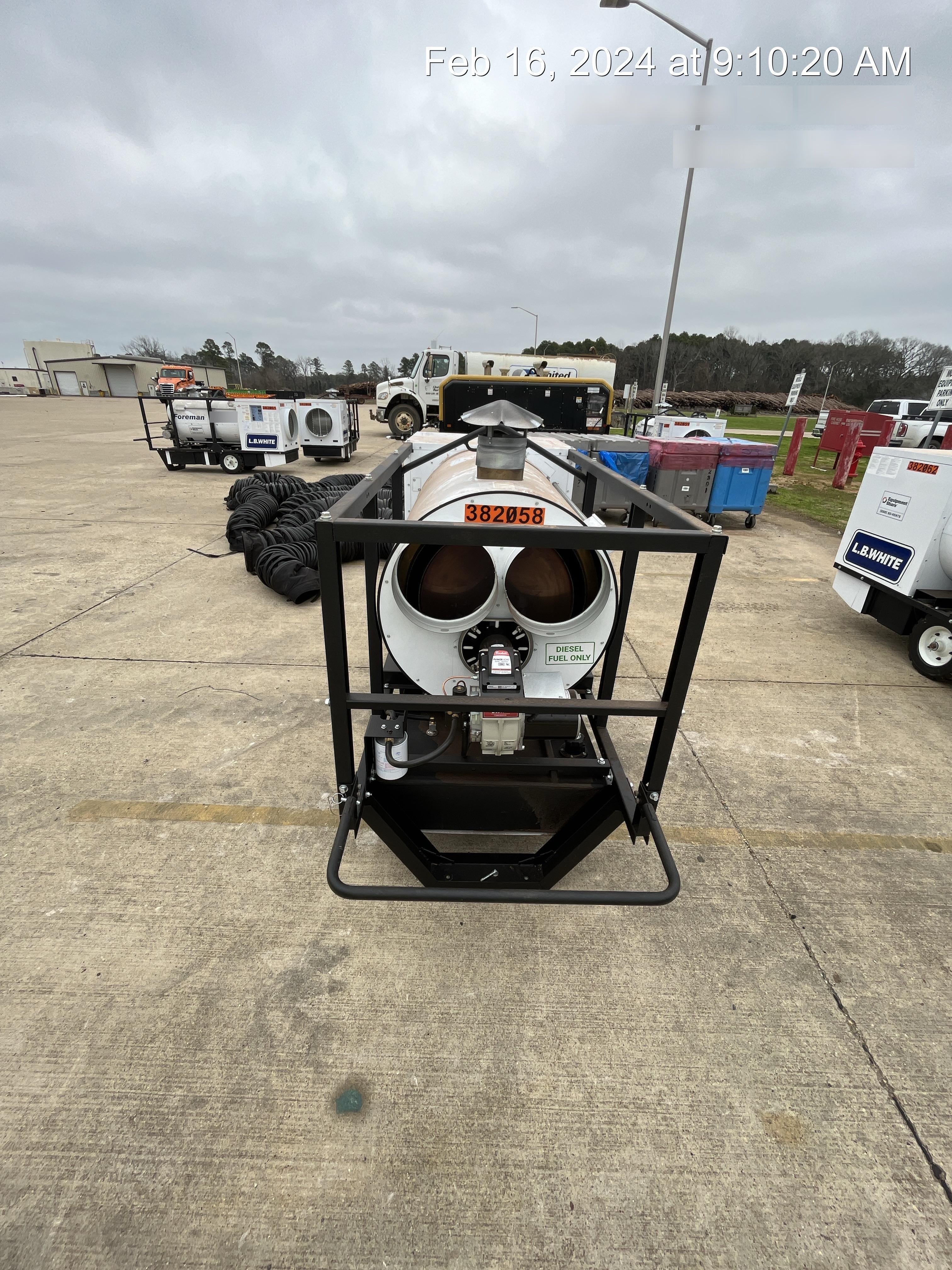 2024 LB WHITE Foreman 500 Oil