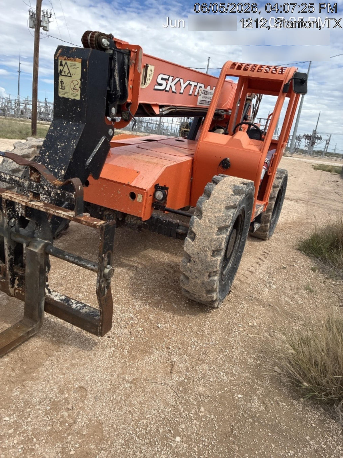 2018 Skytrak 6036 Skytrak 6036 , Canopy, 74hp Engine, Carriage 60", Forks 48" ,Worklights, Beacon, Pneumatic Tires, Freight