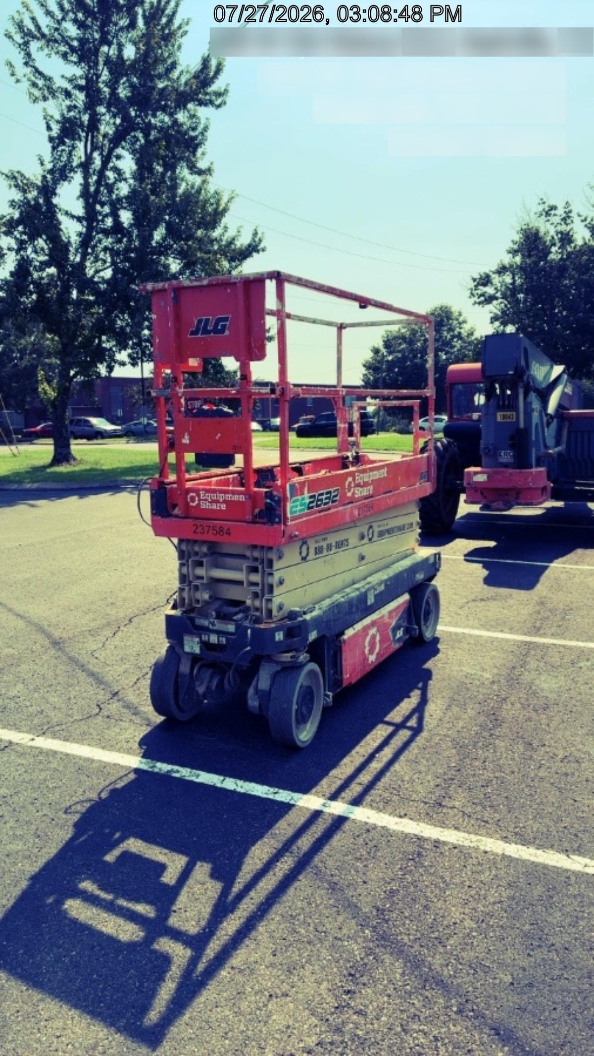 2022 JLG ES2632