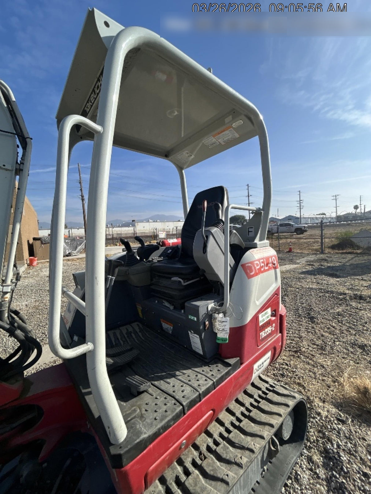2022 TAKEUCHI TB235-2R