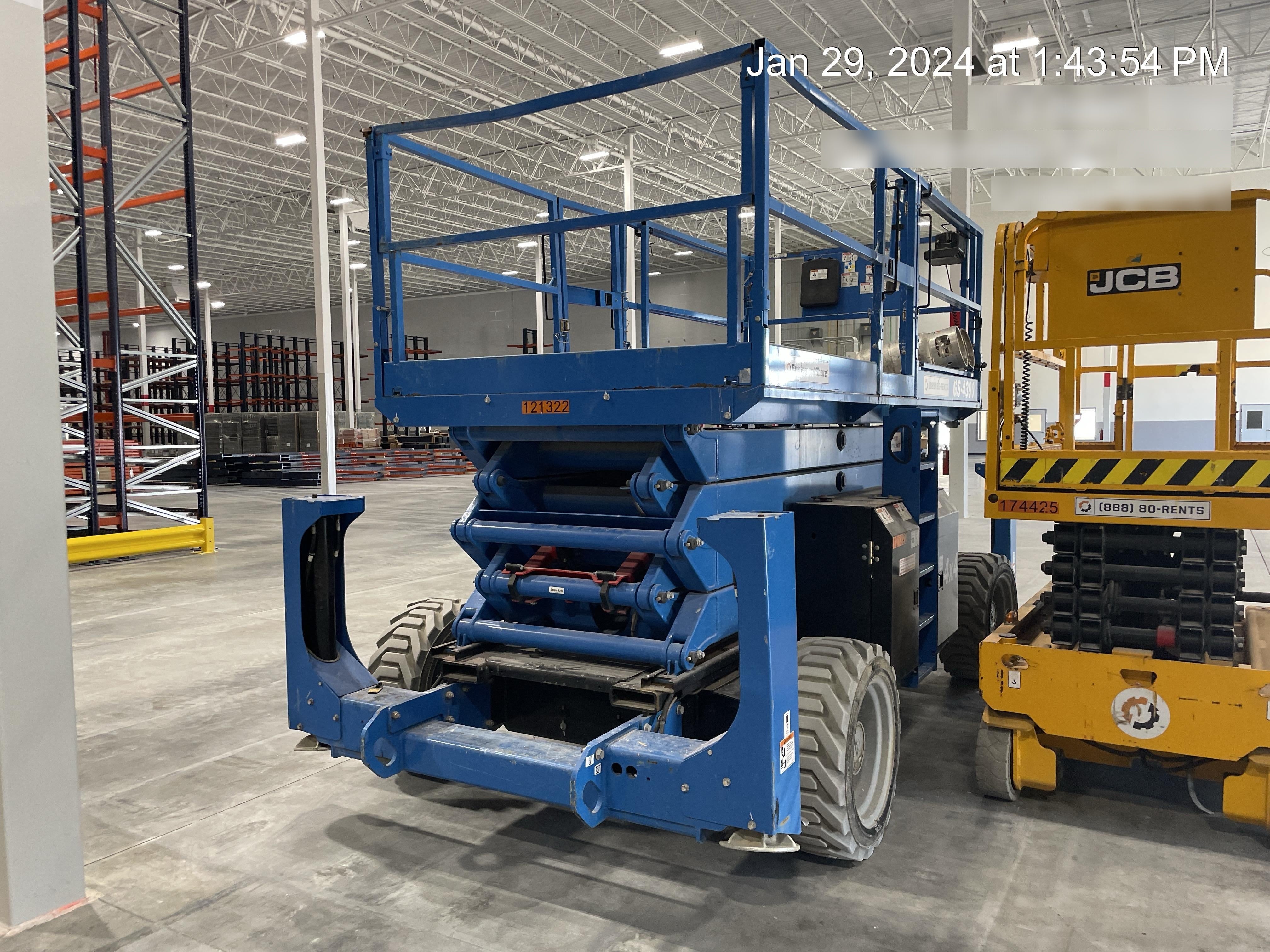 2020 GENIE GS-4390 RT