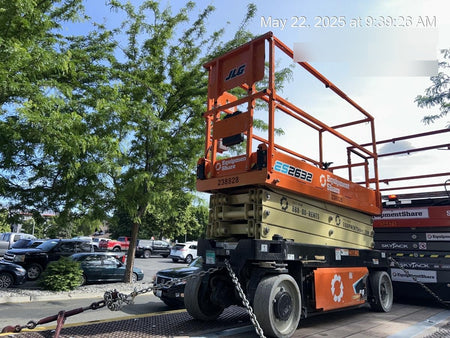 2022 JLG ES2632