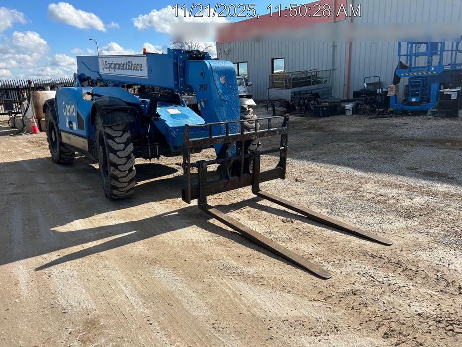 2017 Genie GTH-844 Genie GTH 844, Solid Tires, 60" carriage, Open ROPS