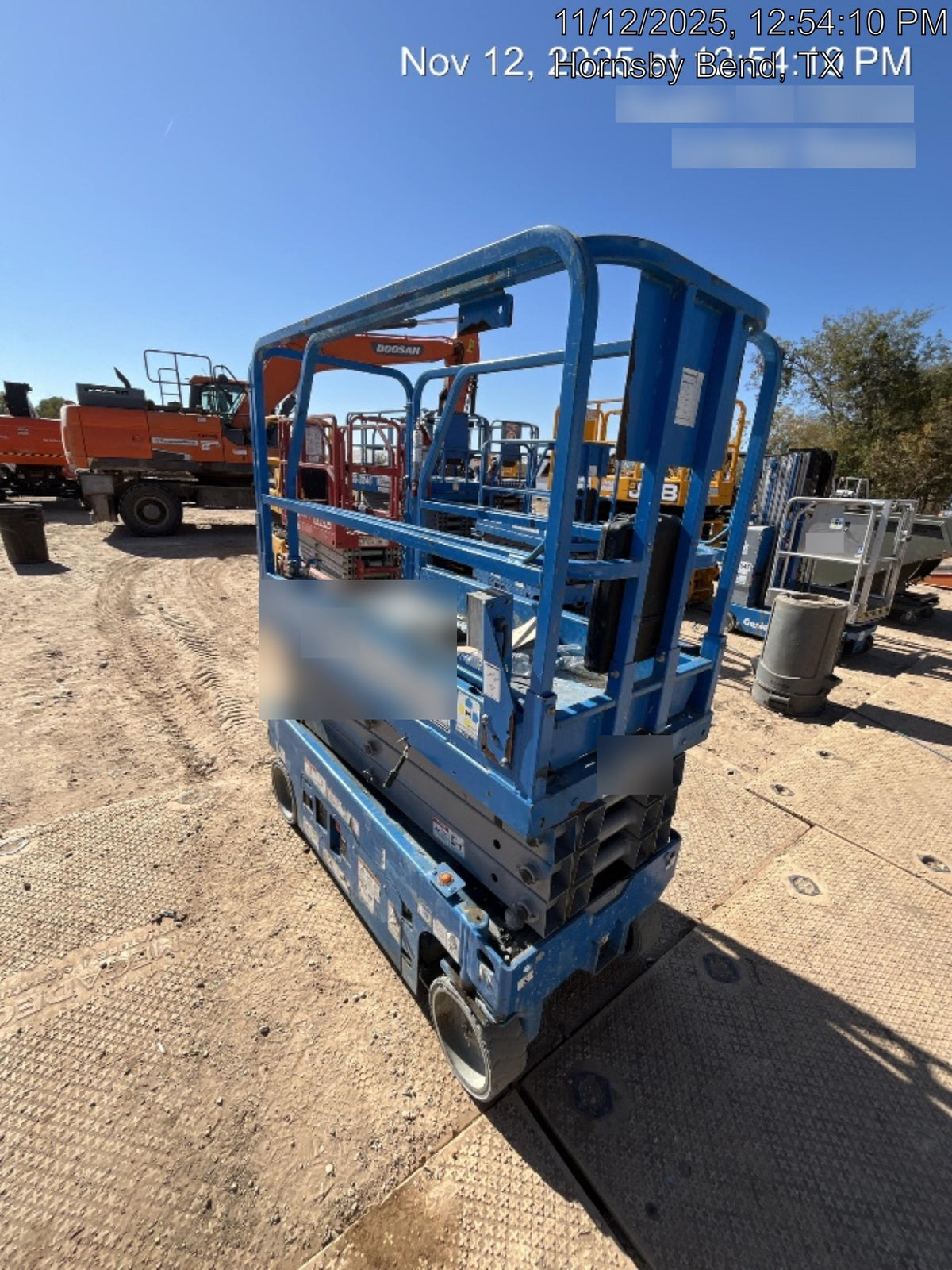 2019 Genie GS-1930 Fixed rails with chain Entry