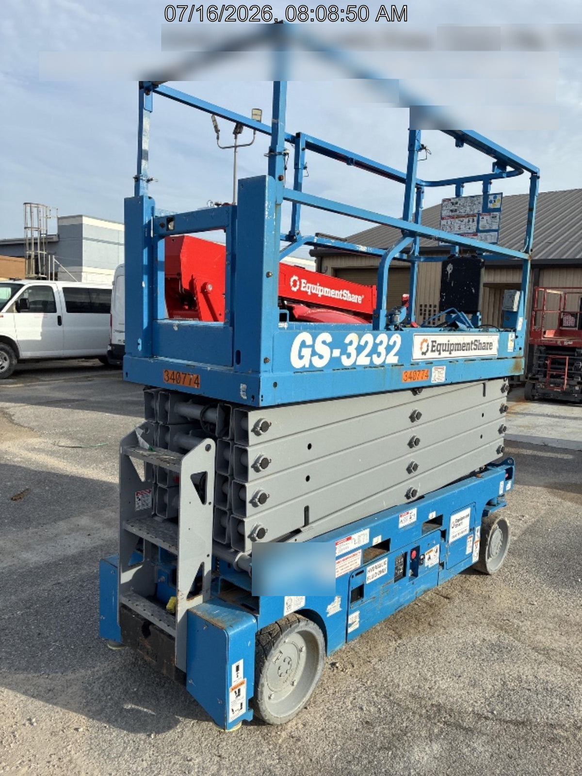 2023 GENIE GS-3232
