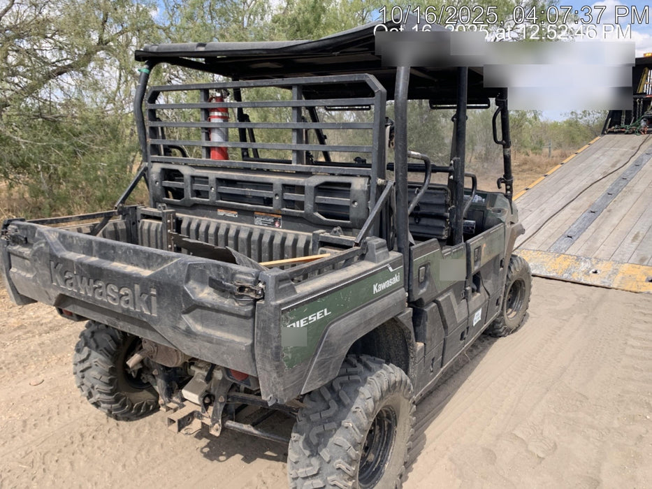 Kawasaki Mule PRO-DXT Standard Options, Backup Alarm, Beacon, Plastic Hard Top, Poly Windshield, Horn Kit