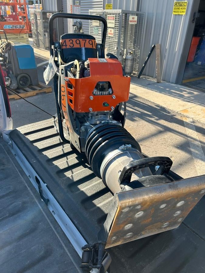 2024 HUSQVARNA LT6005
