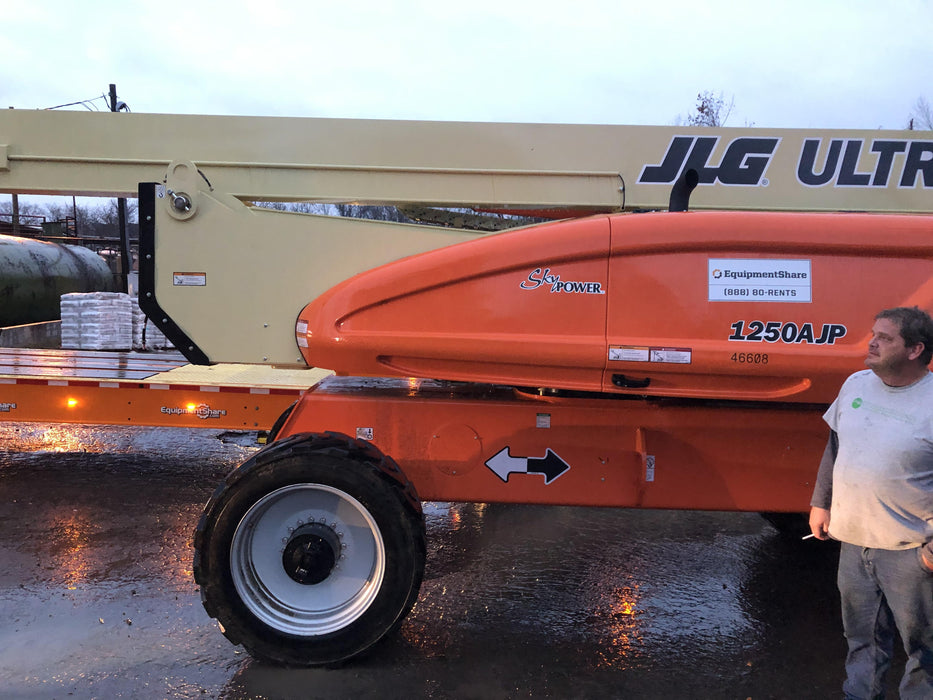 2019 JLG 1250AJP
