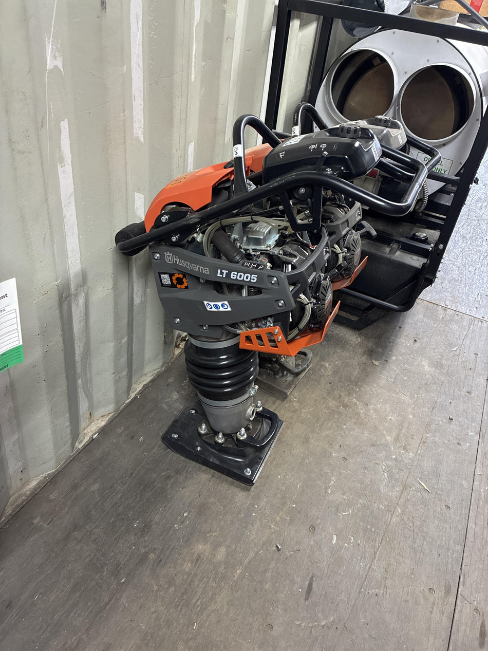 2024 HUSQVARNA LT6005