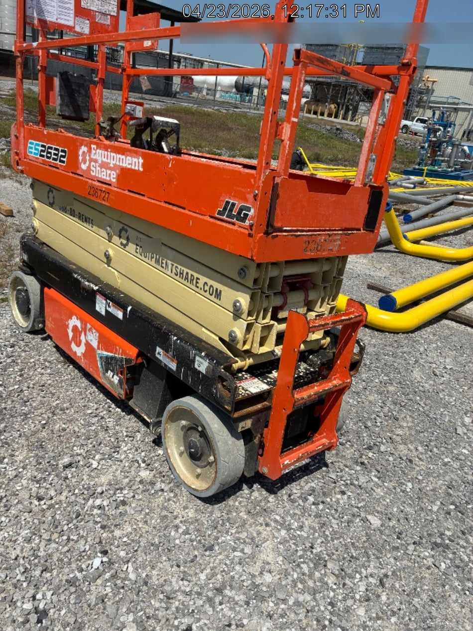2022 JLG ES2632
