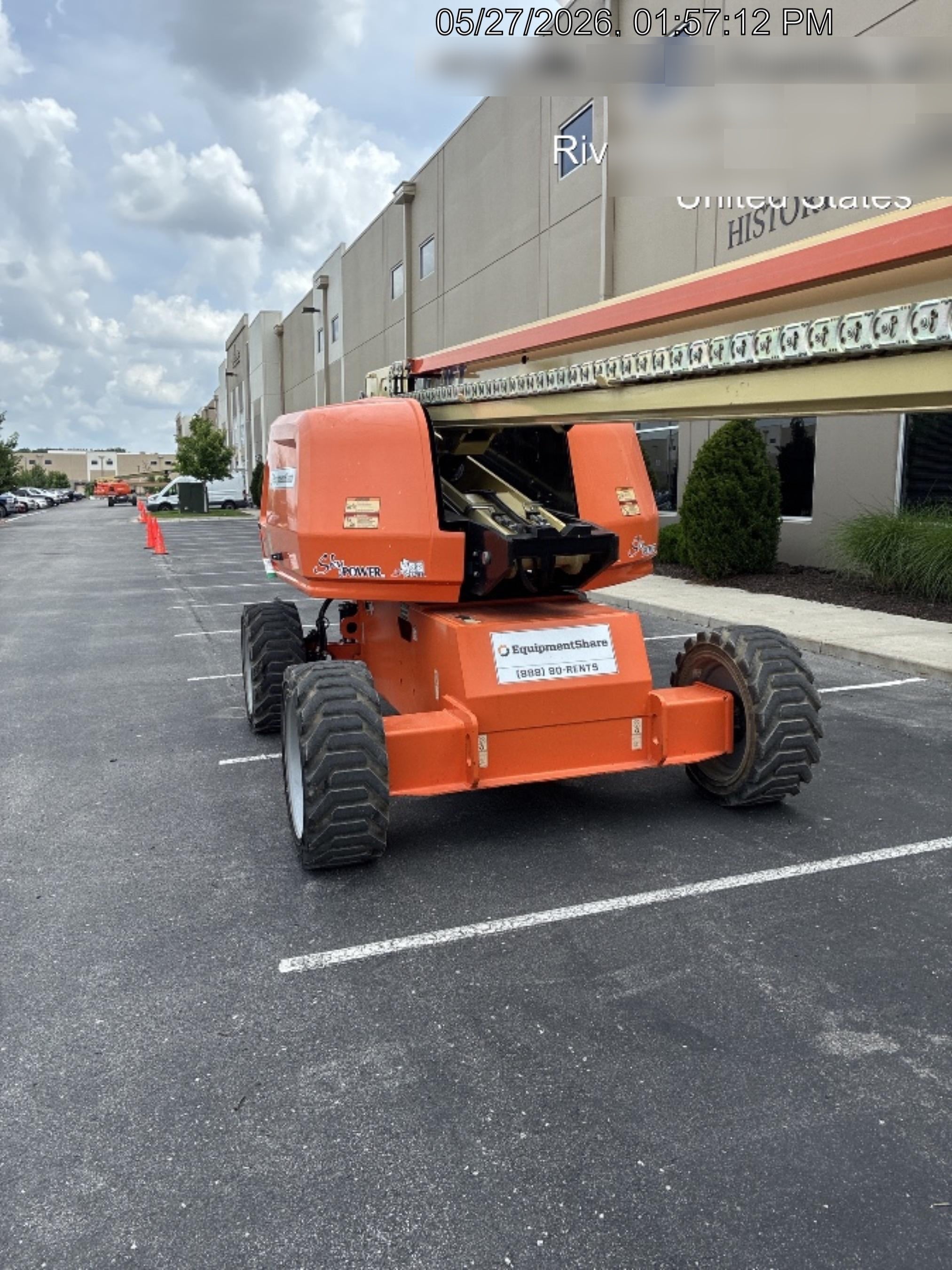 2020 JLG 660SJ