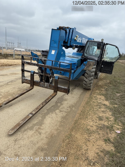 2018 Genie GTH-1056 Genie GTH-1056 w/CAB, Solid Tires, Work Lights, 60" carriage/forks, cab mesh, beacon