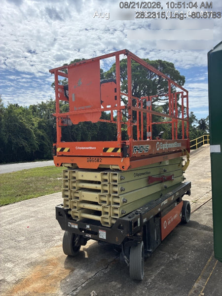 2022 JLG R4045