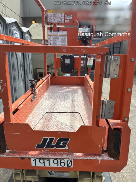 2021 JLG ES1932