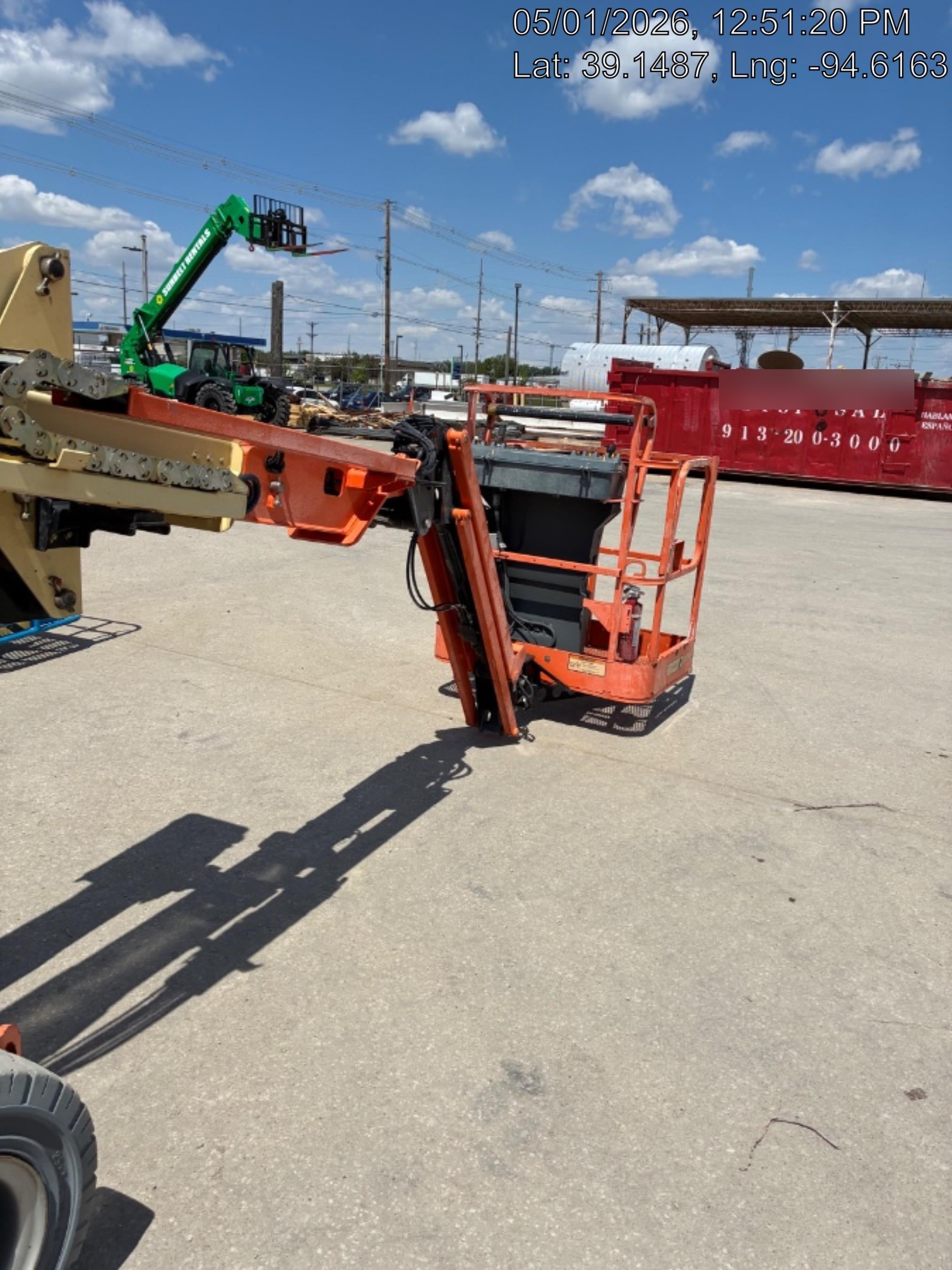 2019 JLG E400AJPN